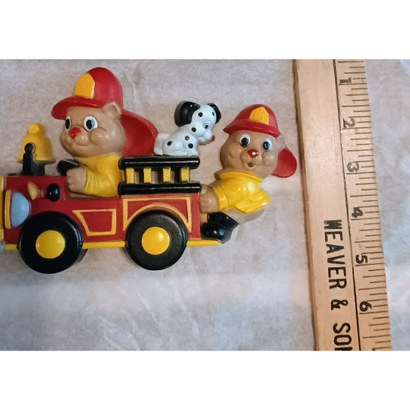 Home Interiors Fire Truck Wall Art - VTG Bear FIREFIGHTER Plaques circa 1990 - Picture 5 of 7